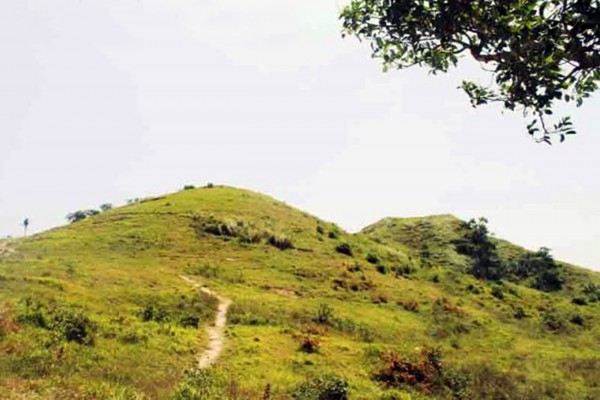 The pastoral view that welcomed our trek